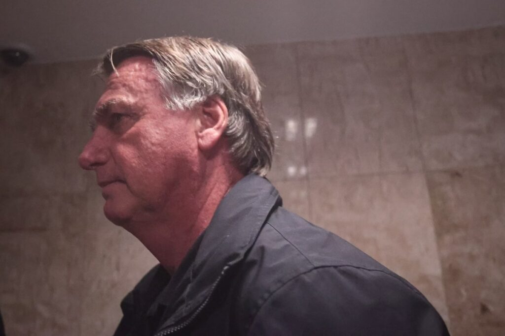 941310fb5315313d549be44c66e4a1f4-1024x683 Denúncia contra Bolsonaro ao STF esquenta movimentações para 2026.