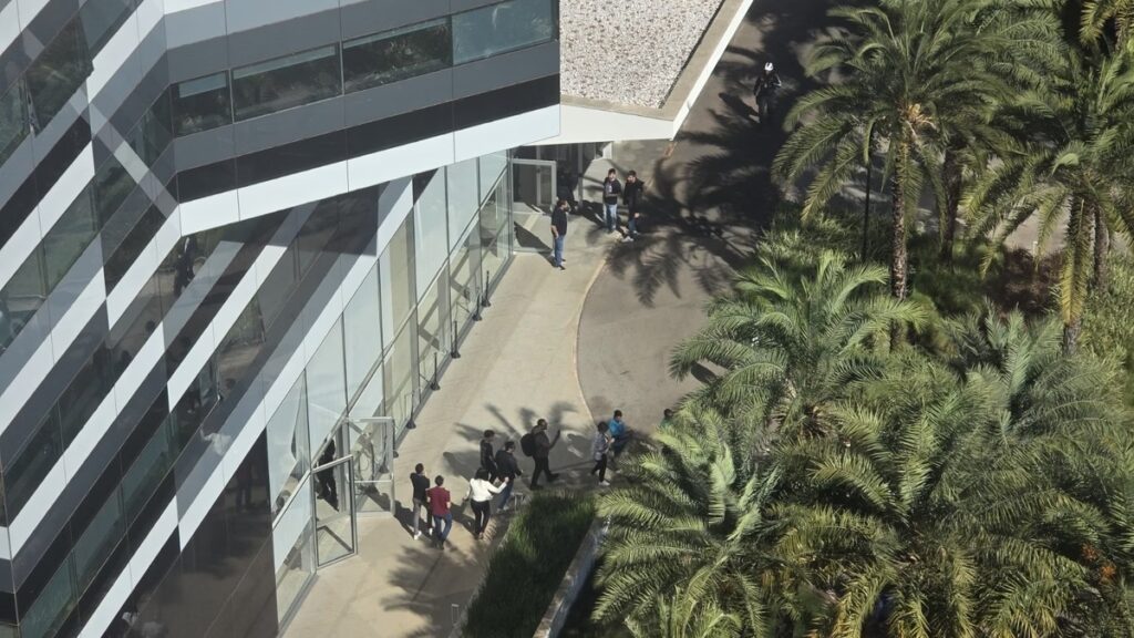 e4cac34dbb866d4b2afec7f8f8ef19b2-1024x576 Sede da Polícia Federal é esvaziada em Brasília.