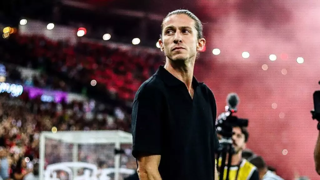 filipe-luis-tecnico-do-flamengo-1024x576-1 Torcida de clube espanhol pede Filipe Luís como treinador.